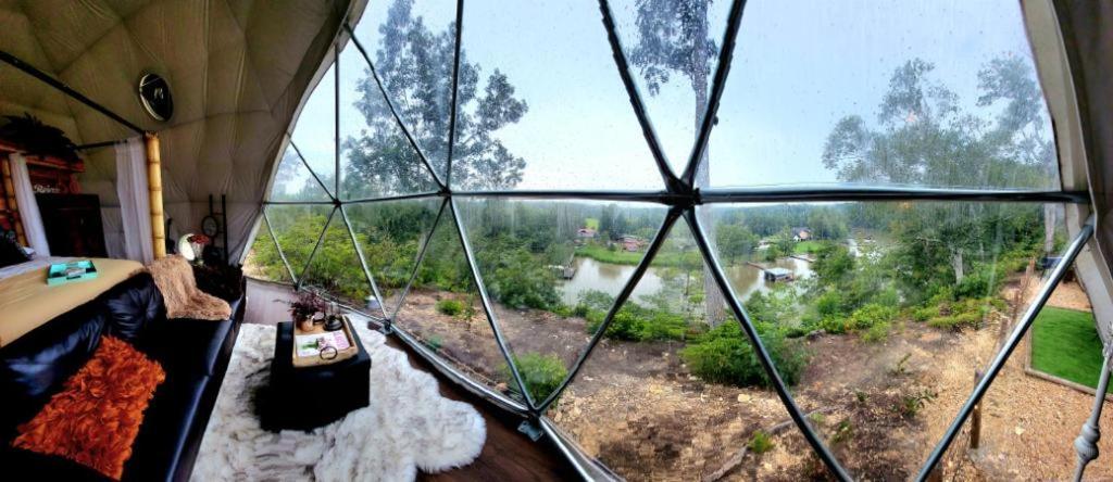 فندق Waterfront Luxury Glamping Dome Rogersville المظهر الخارجي الصورة